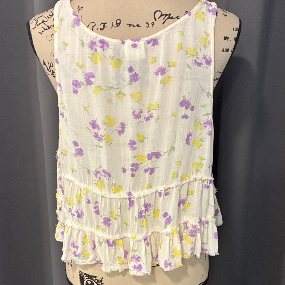Chic Floral Camisole - Cream, Yellow, Purple - Picture 5 of 11